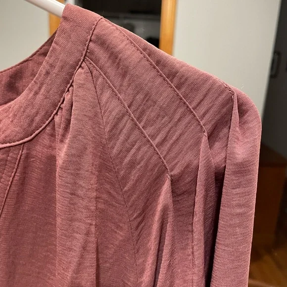 Shirt - Picture 4 of 6